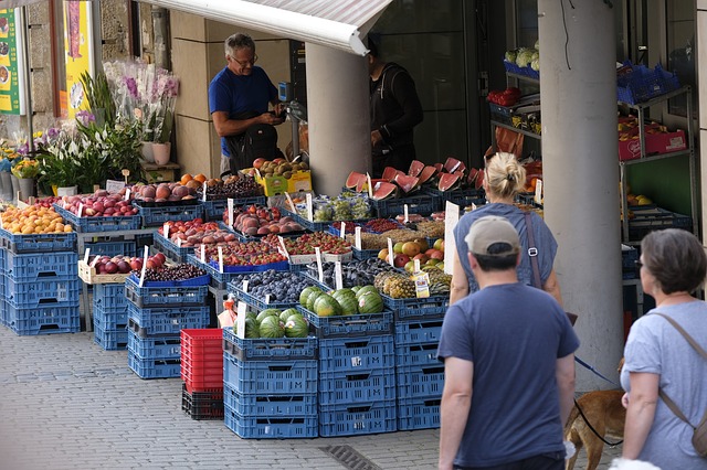 farmers market - frugal shopping